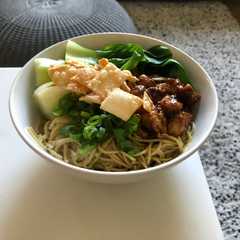 Mie Ayam Simple রেসিপির প্রধান ছবি