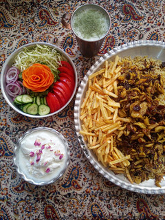 عکسی از دستور عدس پلو با مرغ