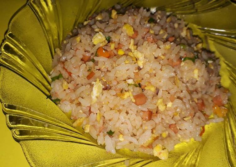 Resep: SempurnaNasi goreng kornet ayam