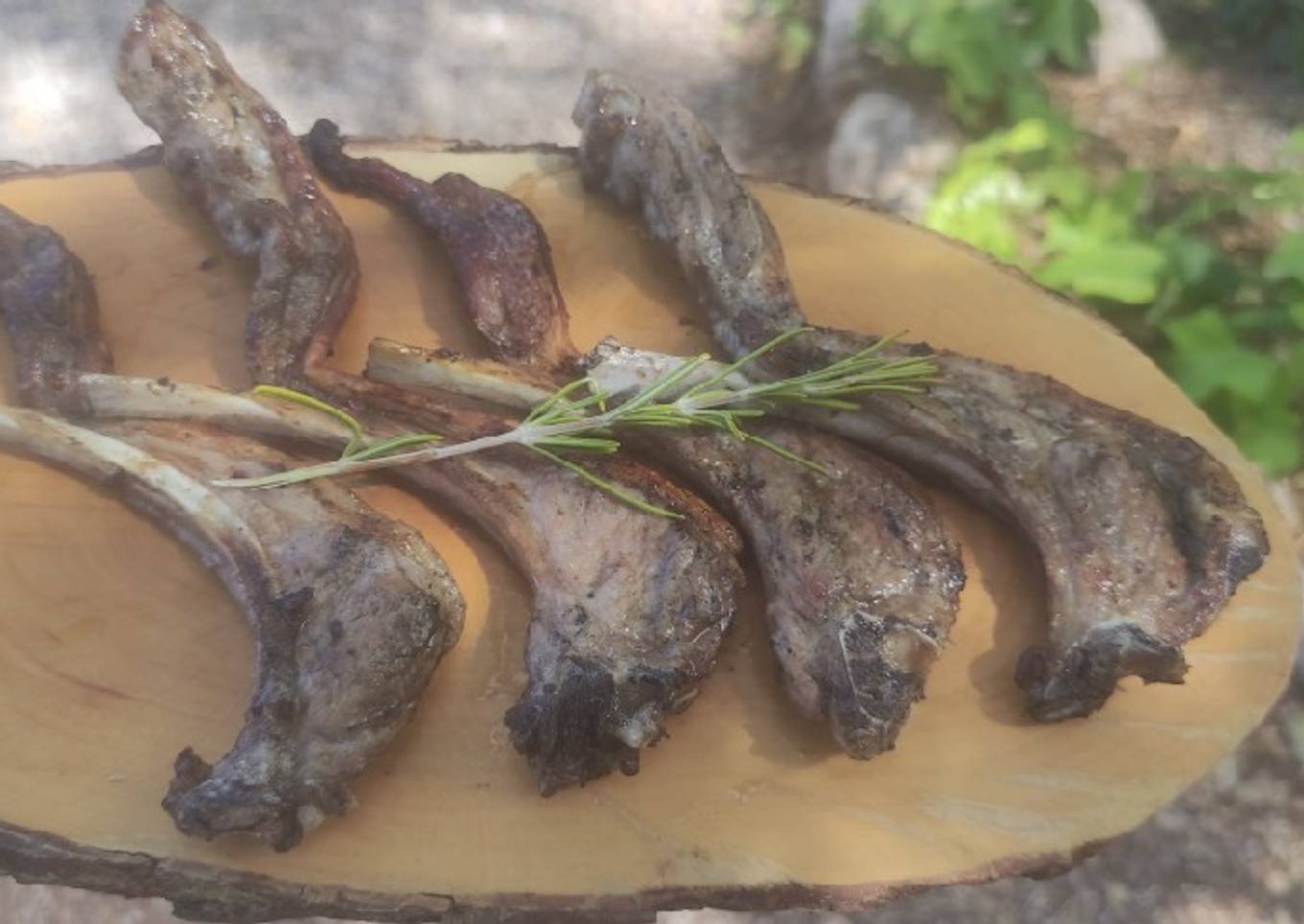 Chuletitas de cordero a la brasa