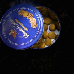 A picture of Besan Naankhatai.