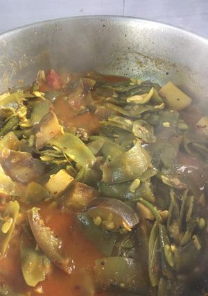 વાલોર રીંગણ નું શાક (Valor Ringan Shak Recipe In Gujarati) રેસીપી મુખ્ય ફોટો