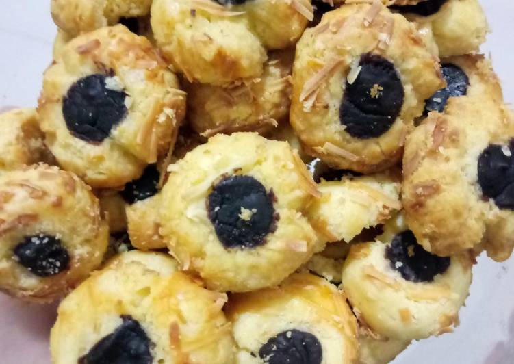Recipe: Tasty Thumbprint coklat