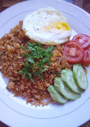 Foto resep "Nasi Goreng Simple nan lezzatt"