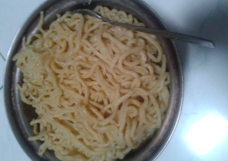 Mie mentah mudah, sehat, dan hemat