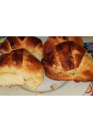 Una foto de 🥐MEDIALUNAS DE MANTECA 🥐