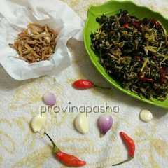 A picture of Oseng Daun dan Bunga Pepaya Semangit.
