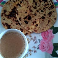A picture of Paneer paratha.