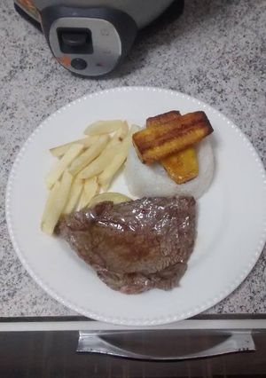 Una foto de Bistek a lo pobre