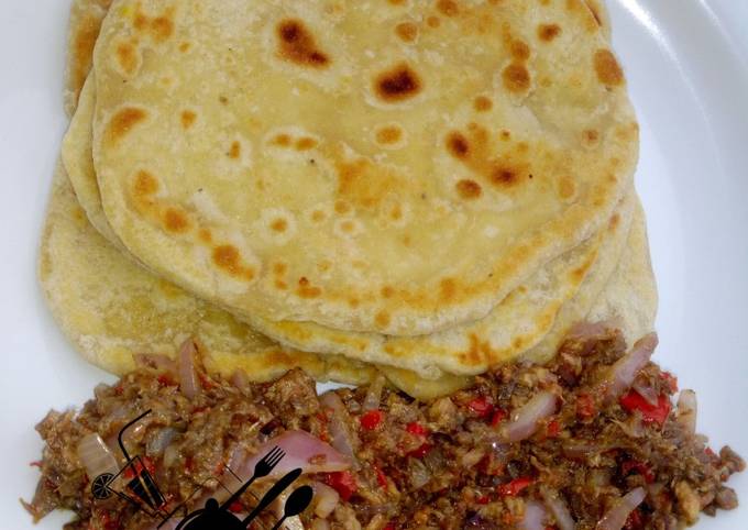 Paratha with onion and fish sauce