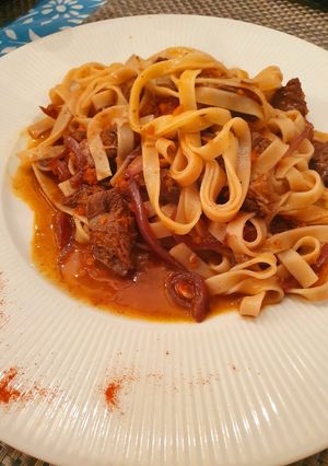 Una foto de Tagliatelle con estofado de osobuco