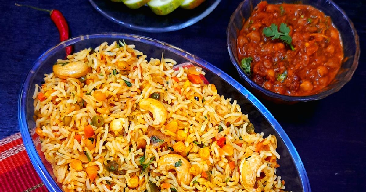 Cashew Fried Rice Recipe by Swati Keshri 👩🍳 - Cookpad