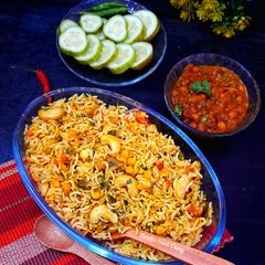 A picture of Cashew Fried Rice.