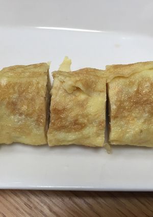 A picture of Rolled omelet.