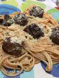 Spaguetti con albondiguitas