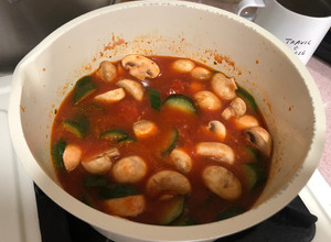 橄欖油蕃茄洋菇燉菜（地中海式飲食）（蔬食料理） 的食譜成品照片