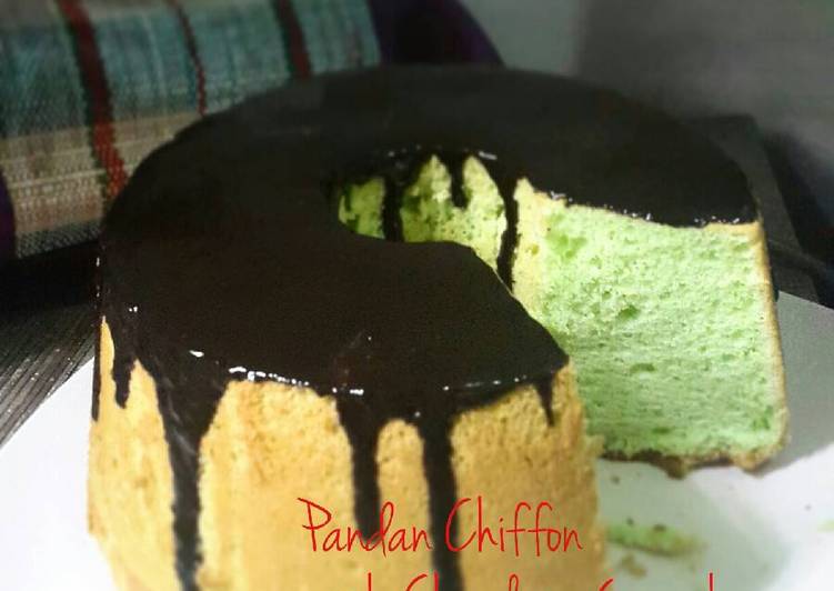 Pandan chiffon cake with Chocolate ganache🍃🍁