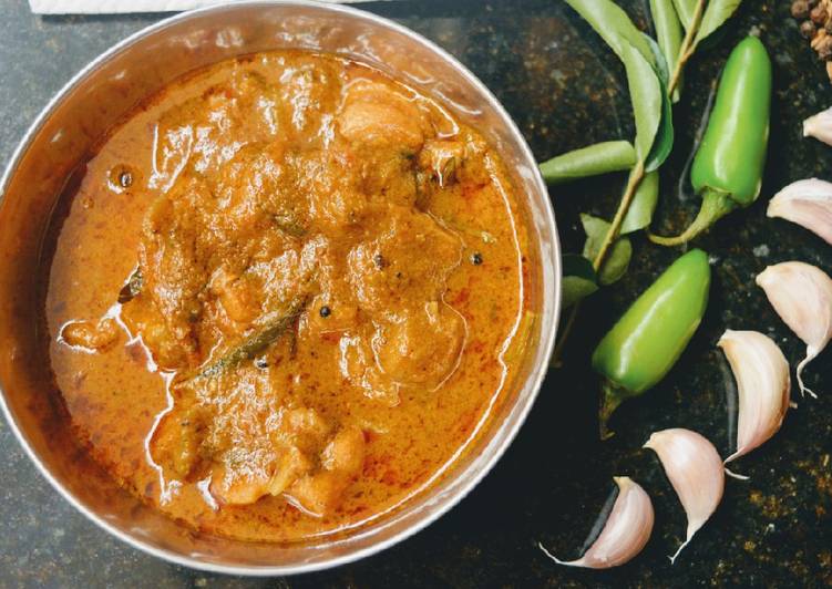 Recipe of Any-night-of-the-week Kongunad chicken curry