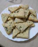 Scones de queso y verdeo