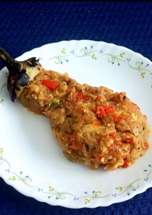 A picture of Baingan bharta.