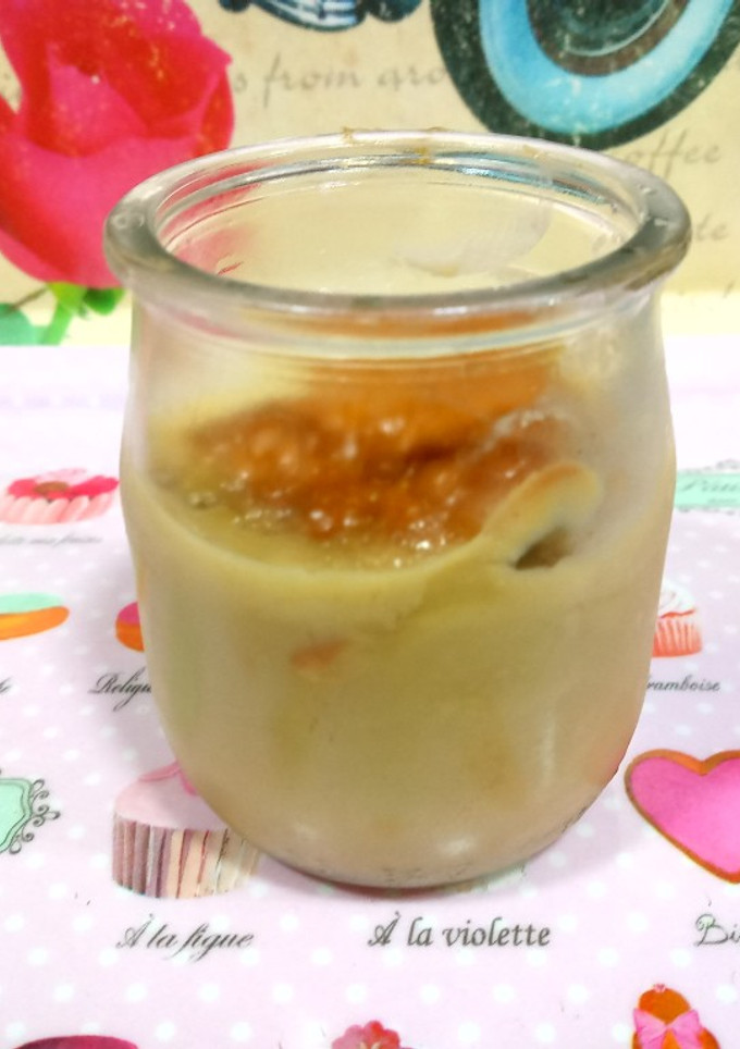 Una foto de Natillas de horchata con galleta