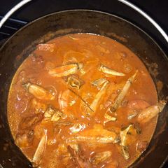 A picture of Crab & Prawn Potjie.