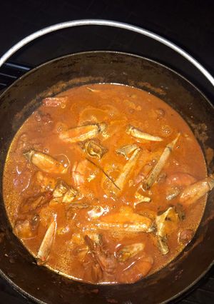 A picture of Crab & Prawn Potjie.