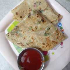 गार्लिक पराठा (garlic paratha recipe in Hindi)-レシピのメイン写真