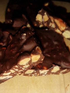 Una foto de Chocolate con frutos secos