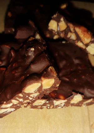 Una foto de Chocolate con frutos secos