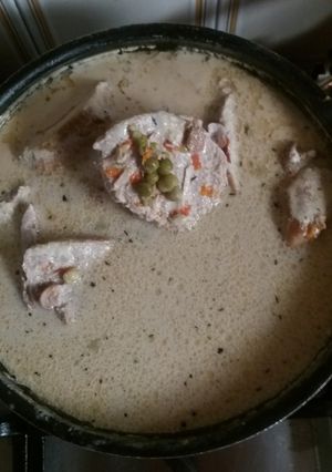 Una foto de Lomo en salsa blanca