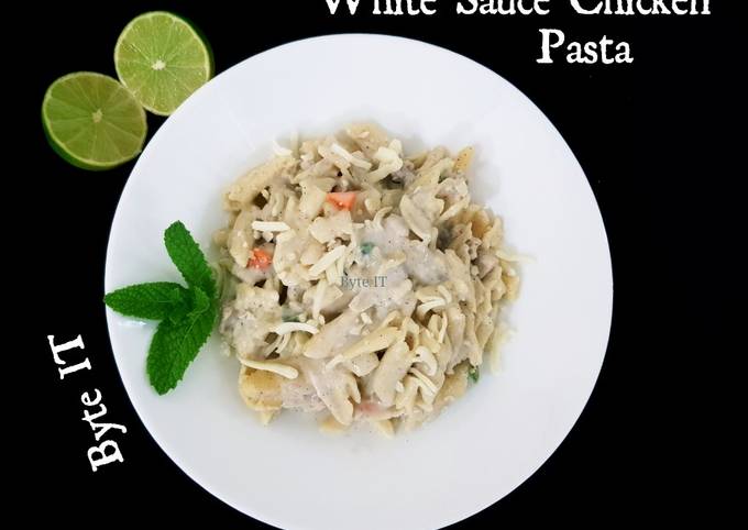 White sauce chicken pasta