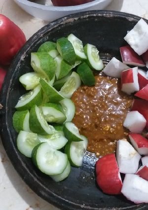 Foto resep Sambal rujak buah kacang mete