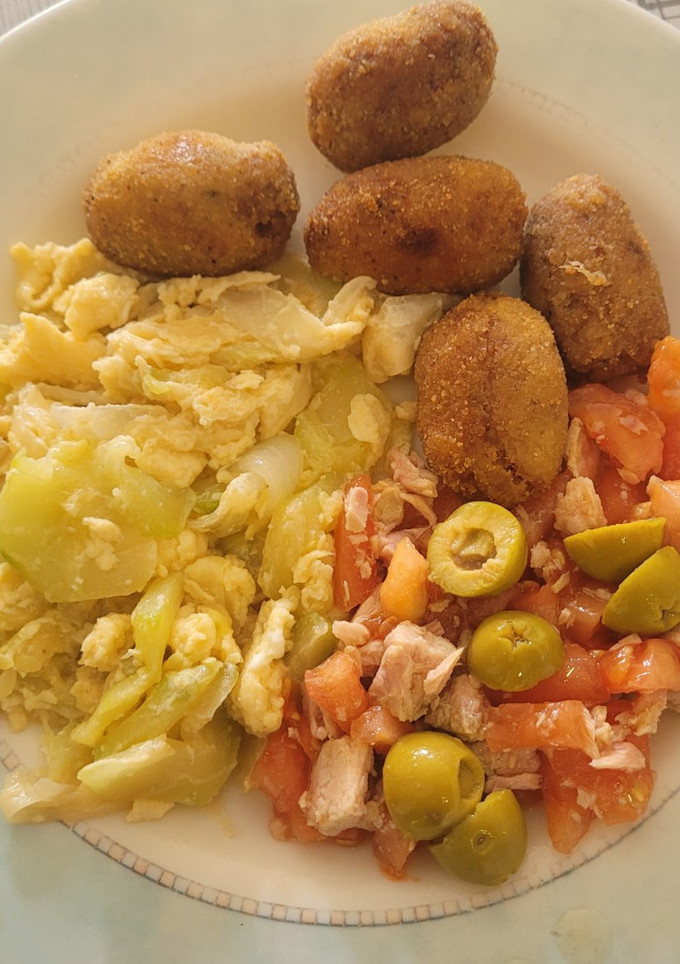 Una foto de Plato combinado rápido para estos días antes de Navidad
