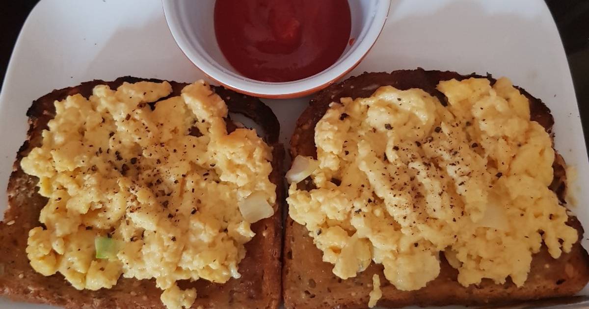 My Cheese Onion Scrambled Egg Breakfast Recipe By Maureen Cookpad