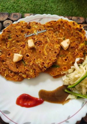 A picture of Chinese noodles paratha.
