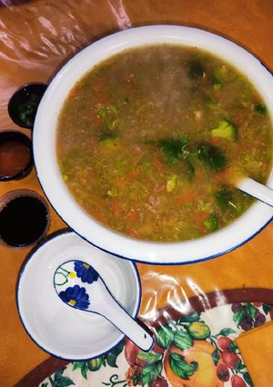 A picture of Healthy Chicken Vegetable's Soup 🍲🍲.