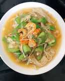 Tôm xào mướp & nấm kim châm