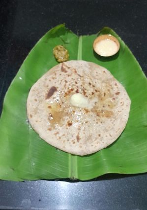 A picture of Maharashtrian Authentic Puranpoli.