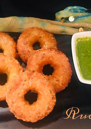 A picture of Sabudana wada.