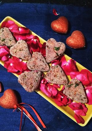 A picture of Beetroot heart shape cutlet.