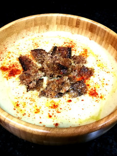 Una foto de Crema de hinojo con pan alemán 3 cereales - veggie