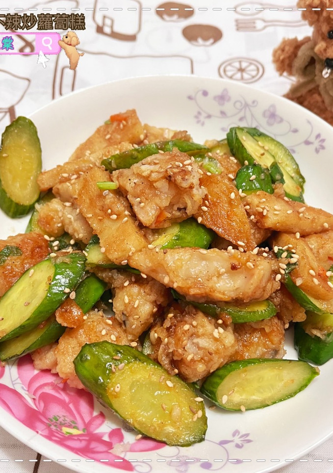 甜不辣炒蘿蔔糕 的食譜成品照片
