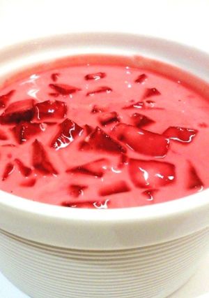 A picture of Beetroot Raita.