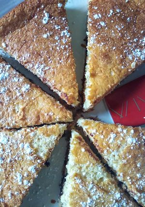 Une photo de Gâteau moelleux fromage blanc noix de coco et pépites de choc 🍫