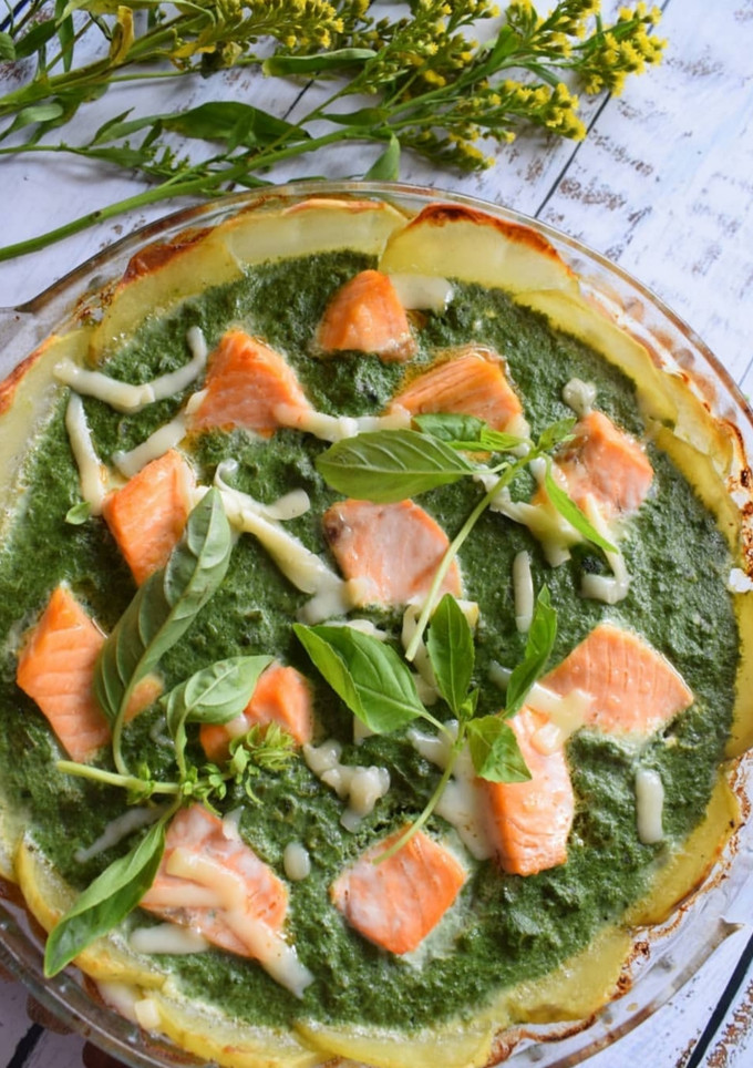 Una foto de Quiche de espinaca y salmón SIN MASA