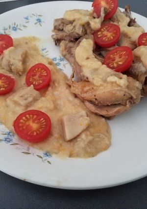 Una foto de Codornices con salsa de boletus