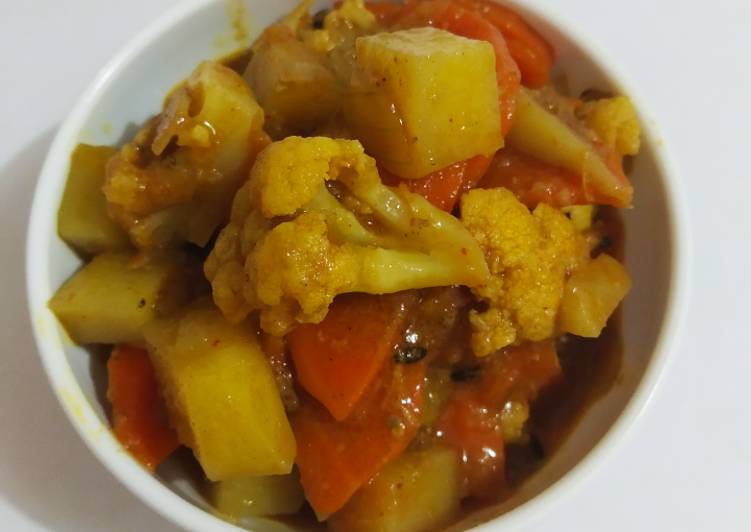 Langkah Mudah untuk Membuat Vegetable curry yang Menggugah Selera