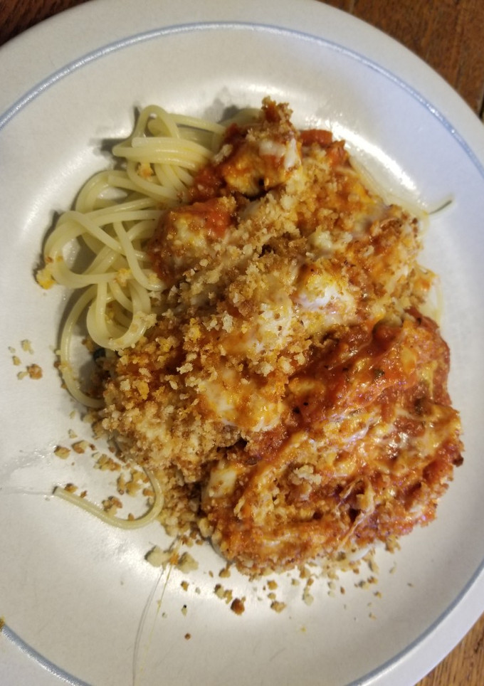 A picture of Chicken Parmesan Skillet Casserole.