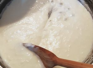 Una foto de Salsa blanca o bechamel sin manteca, ideal para croquetas